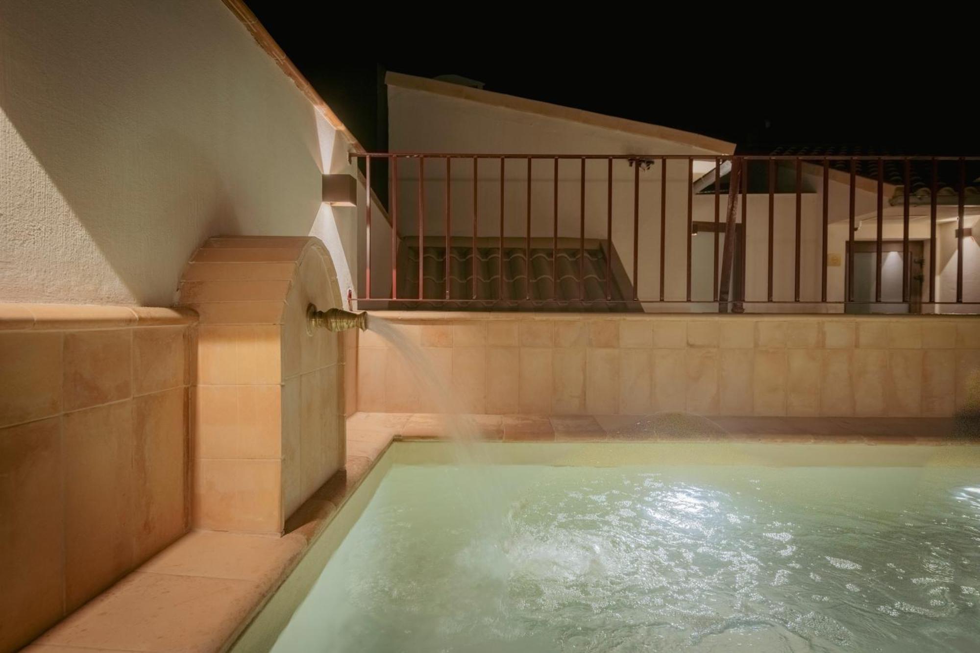 Lirium Casa Patio Otel Sevilla Dış mekan fotoğraf